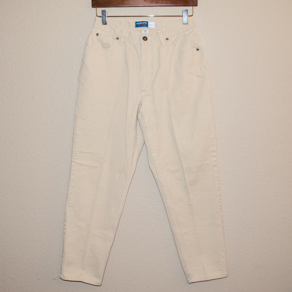 Liz Claiborne Pale Yellow Classic Fit Petite Jeans - Picture 8 of 8